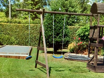 Notre jardin et son espace jeux