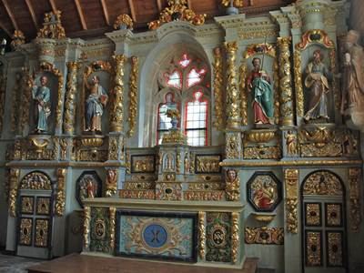 eb32e1b9-678b-4c37-a8f0-03dc63481f3f-photo-around