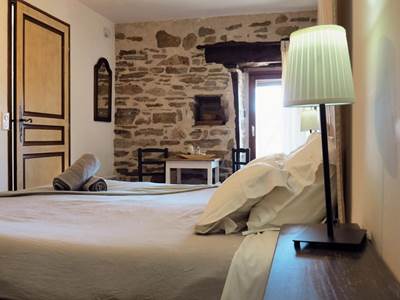 LA FERME DE VAZERAT - La Chambre Guepier - Lit Double-presta