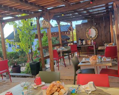 petit déjeuner en terrasse-galerie