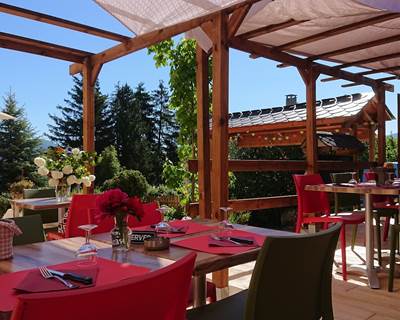 terrasse du sapin rouge
