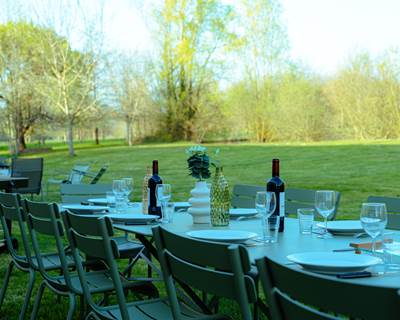 repas-exterieur-gite-groupe-galerie