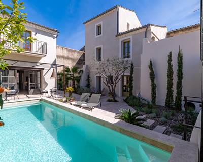 piscine et cour jardin de Marcelle en Camargue-galerie 