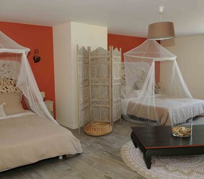 Lit_chambre_allée_du_bonheur