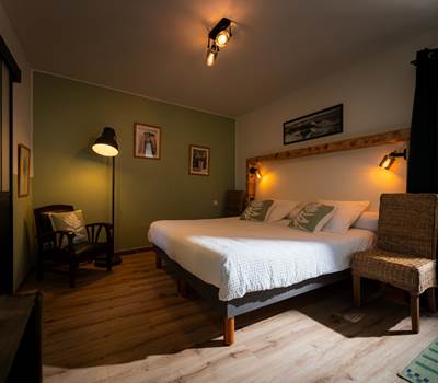 Chambre les fougères: le lit king size