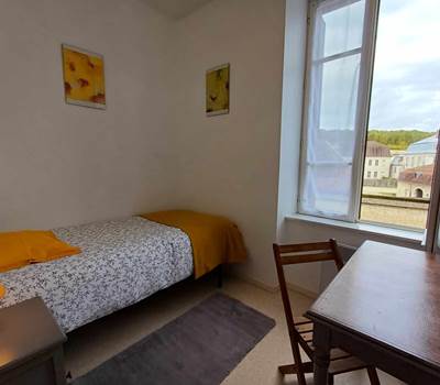 Relais_chambre jaune 1p