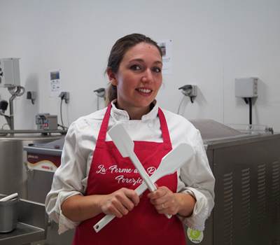 Julie_-_Ferme_des_delices-Anne-Sophie_CHARBONNIER___OT_Forez-Est-34353