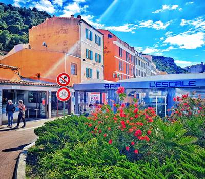 L'ESCALE Bar/Restaurant/Chambres à louer
