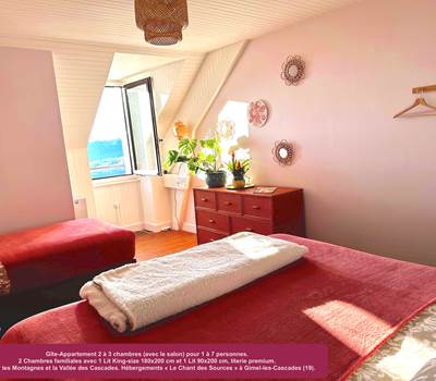 Gîte-Appartement 2 à 3 chambres, pour 1 à 7 personnes. Vue sur les Montagnes et la Vallée des Cascades plein Ouest.