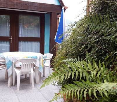 Terrasse de plain pied devant le pavillon Riesling
