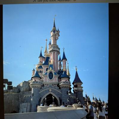 Chateau de  Disneyland  Paris  à 3 heures  du Domaine de launay blot
