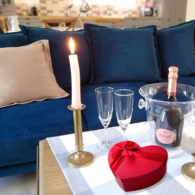 Saint Valentin au Domaine des Cyclamens - des bulles champagne et spa
