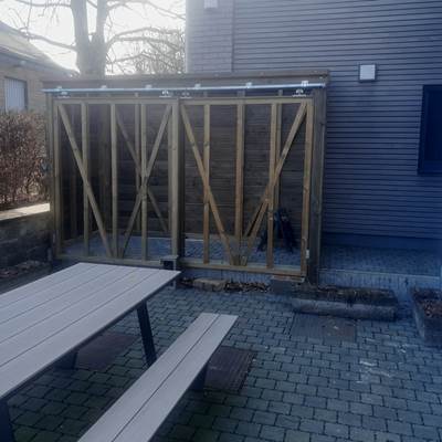 Futur abri de vélos (jusqu'à 8 vélos)-news