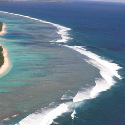 lagon_vue_du_ciel45_-_credit_irt_-_serge_gelabert_dts_12_2015-page