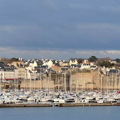 Lumières bretonnes sur la ville close-news