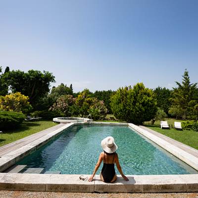 Piscine extérieure maison d'hôtes-page