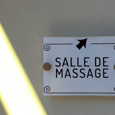 Salle de massage-page