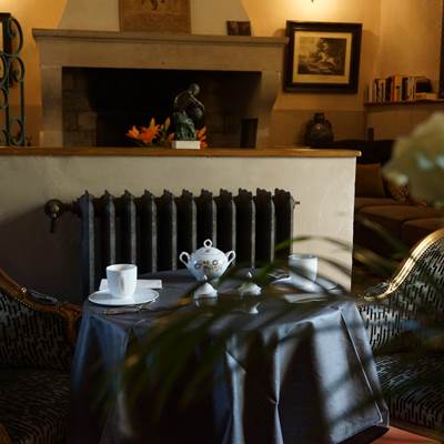 le petit déjeuner continental servi en salle ou en terrasse-page