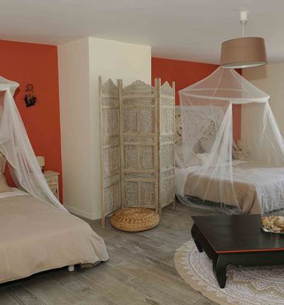 Lit_chambre_allée_du_bonheur