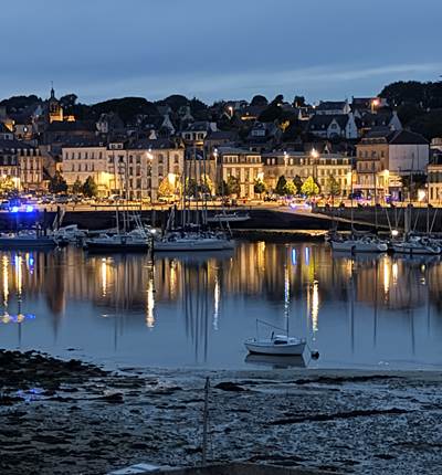 vue port la nuit