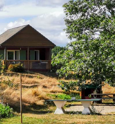 Tilia dans son e´crin de nature luxuriante