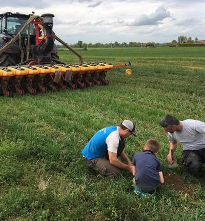 Ferme des delices foreziens, visite agroecologie, semis direct, semois, tracteur, travaux des champs, st cyr les vignes, Loire Forez,42