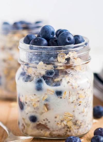 BAT_overnight-oats-blueberry
