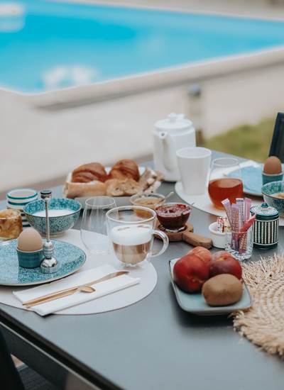 petit dej' en terrasse