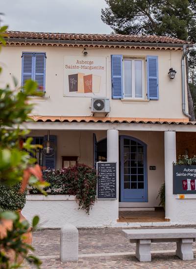 AUBERGE (7)