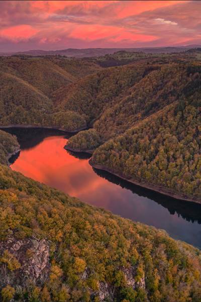 coucher de soleil dans les gorges de la Dordogne belvédère de Gratte-Bruyère