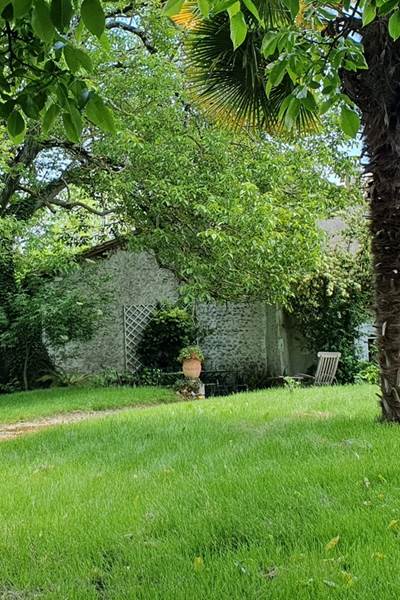 Gites Dordogne - La Petite Clavelie côté parc-photo-newsletter