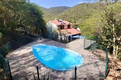 Duplex Toti la - la piscine et al résidence vue dans haut
