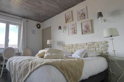 chambre coton, lit queen size, douche italienne, vue panoramique sur les vosges