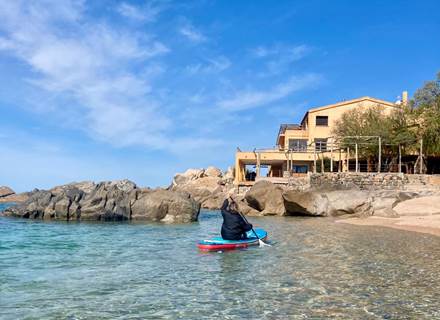 paddle en Corse vue hotel Abbartello avril 2025