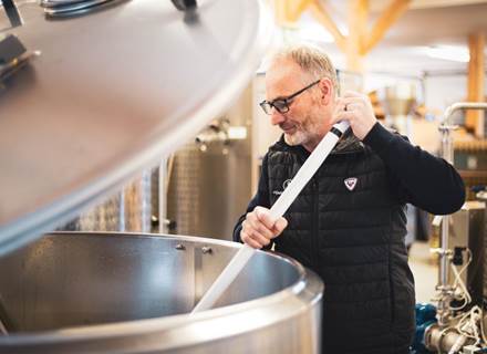 fabrication-aperitif-artisanal-vosges-cuve