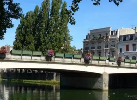vue d'un pont de ville