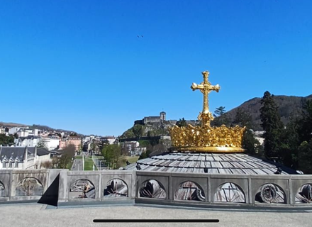 Le sanctuaire et le château de Lourdes