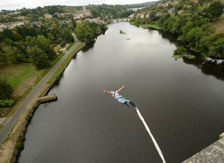 Saut élastique - LV L'IJ - 2017 - ©Momentum Productions Mickaël Planes (21)