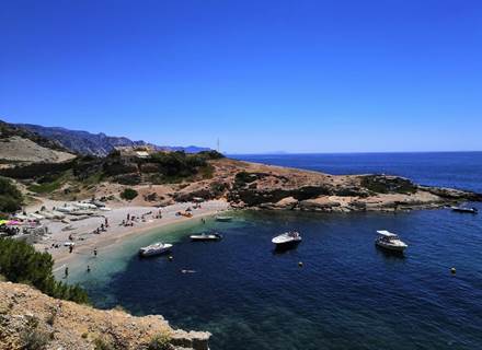 calanque de marseilleveyre plage