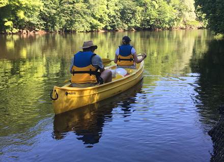 canoë sur la vézère avec canoëfamily
