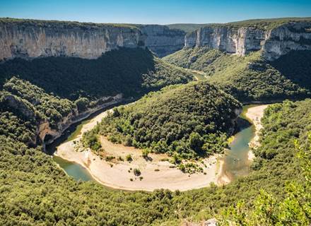 gorges-ardèche-canoe-kayak-marinageray.jpg