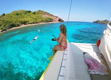 navigation-privee-catamaran-terre-de-haut