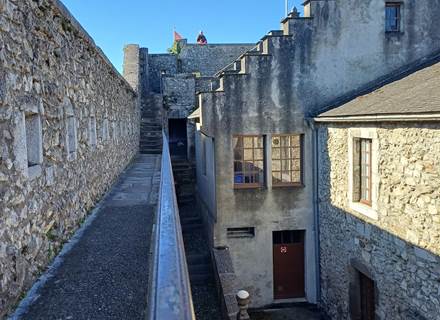 Le chemin de garde, château de Lourdes