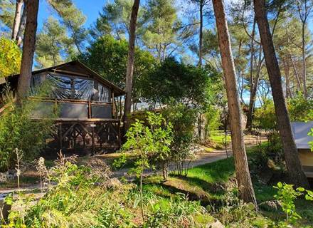 ECO LODGE CAMPING DU GARLABAN
