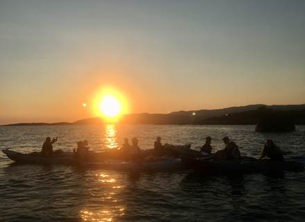 Abbartello canoe de mer kayak Corse coucher de soleil