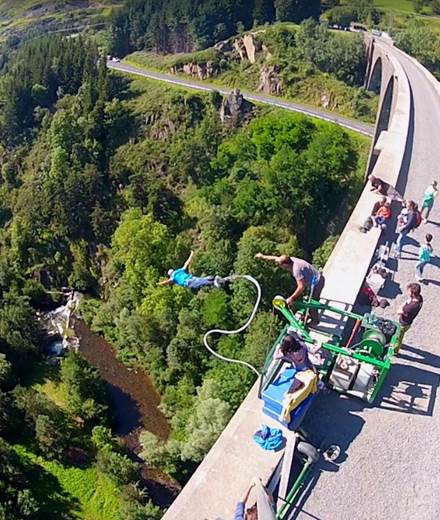 saut-elastique-Viaduc-Recoumene-Monastier-43activité