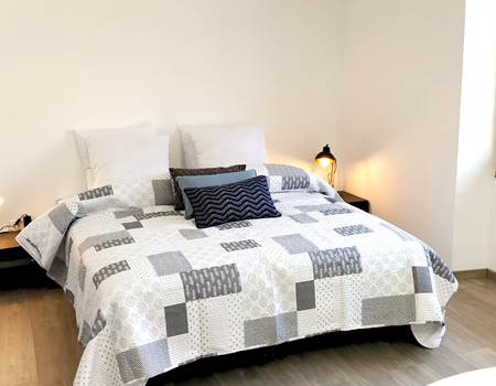 Lit queen size au 2eme étage