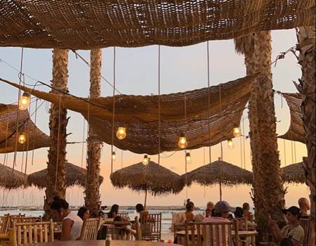 beach restaurant ??