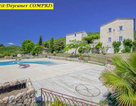 mas - piscine - plage - terrasse - gard - cevennes