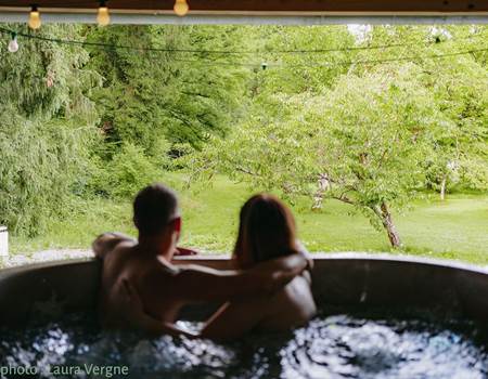 Espace bien-être : idéal pour profiter en amoureux . Crédit photo : Laura Vergne